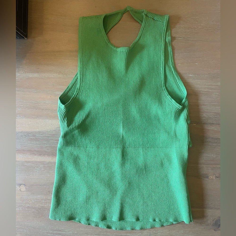Deluc Hydrus Top, Kelly Green, size small